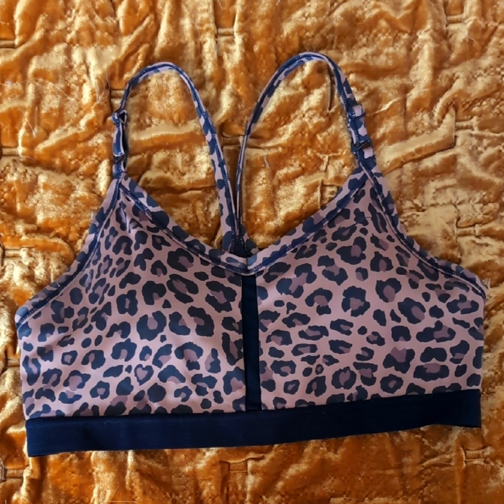 Nike Indy Lightweight Sports Bra - Leopard Print (XL)